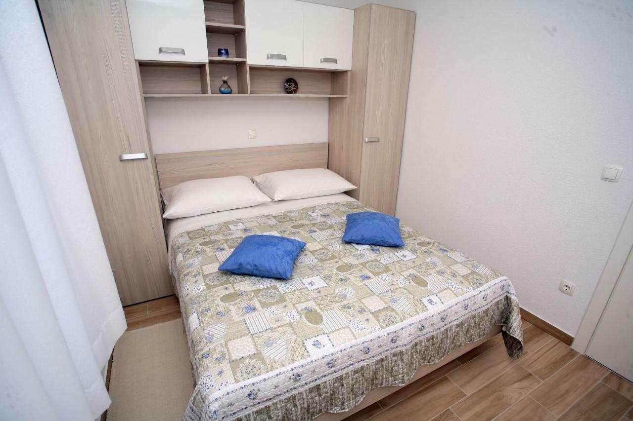 Appartement Apartman Fantasy à Trogir Extérieur photo
