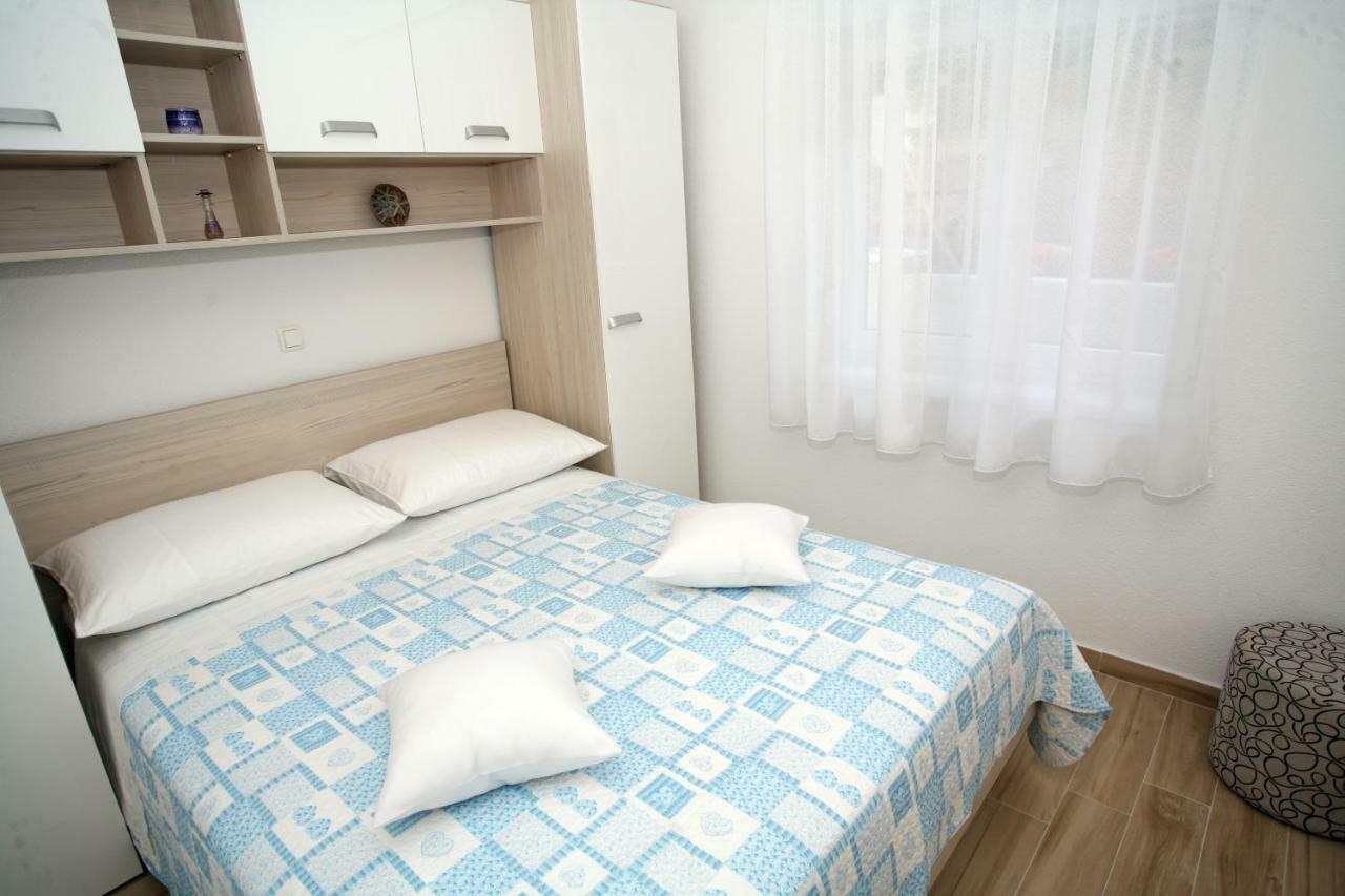 Appartement Apartman Fantasy à Trogir Extérieur photo